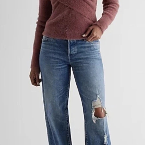 Express Off-Shoulder Sweater in Mauve - Picture 4 of 11